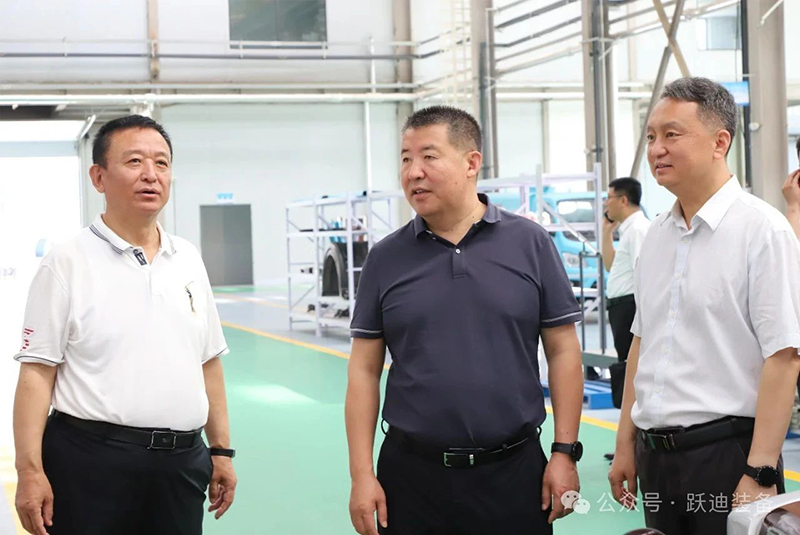 中國重汽集團董事長劉正濤到躍迪集團調(diào)研